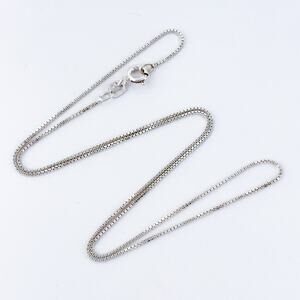 Vintage Italy Sterling Silver 925 0.9mm Box Chain Necklace 18"